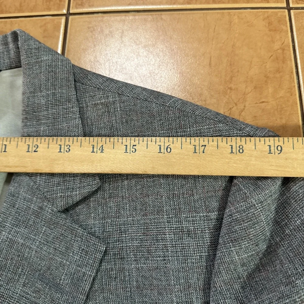 VTG Hardwick Sport‎ Coat Blazer Sz 42R Gray Red Plaid Wool Blend Jacket USA Made